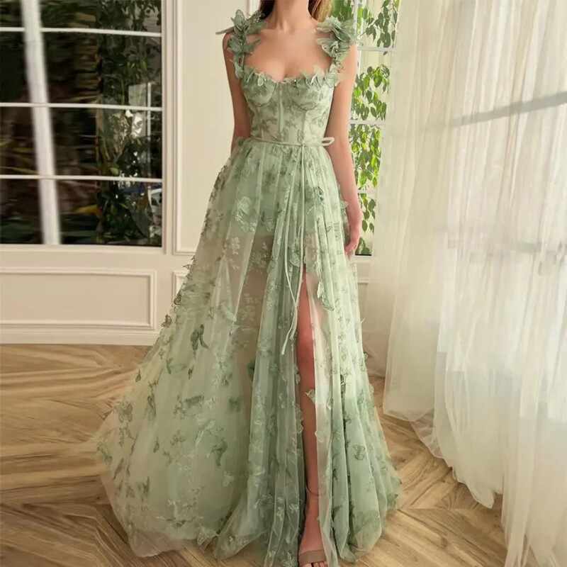 European and American Banquet Evening Dress for Women 2026 New Green Long Style Amazon Elegant Lace Beach Dress