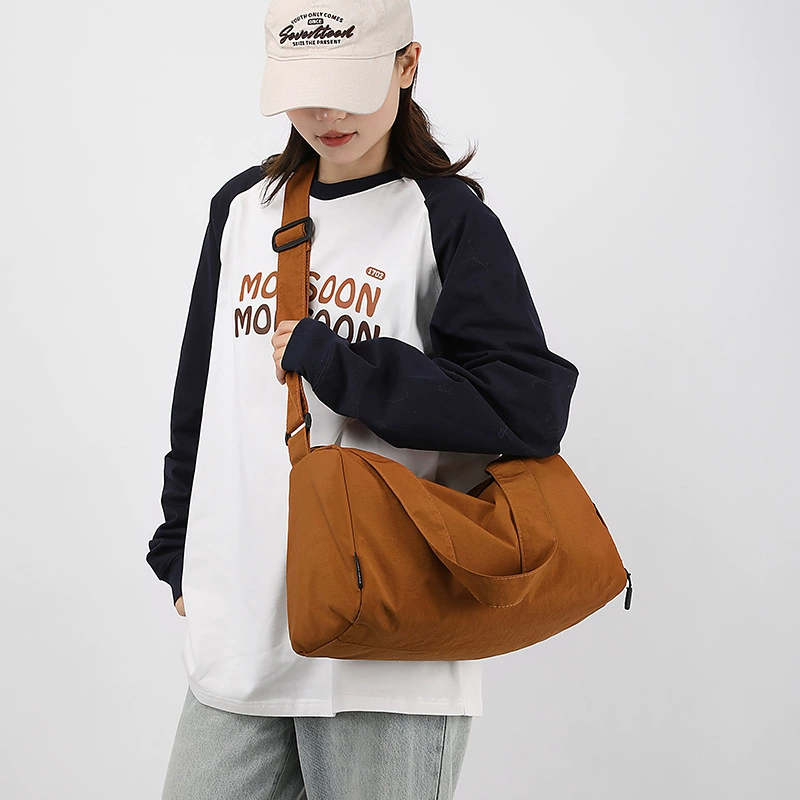Nylon sports sports bag for leisure, pillow one shoulder