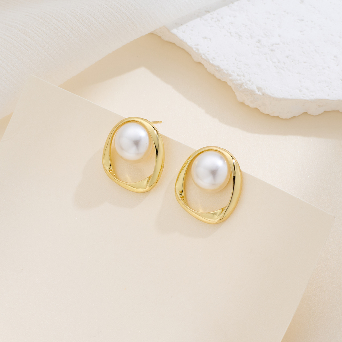 不规则几何镂空耳饰925银针韩国珍珠网红新款冷淡风耳钉女