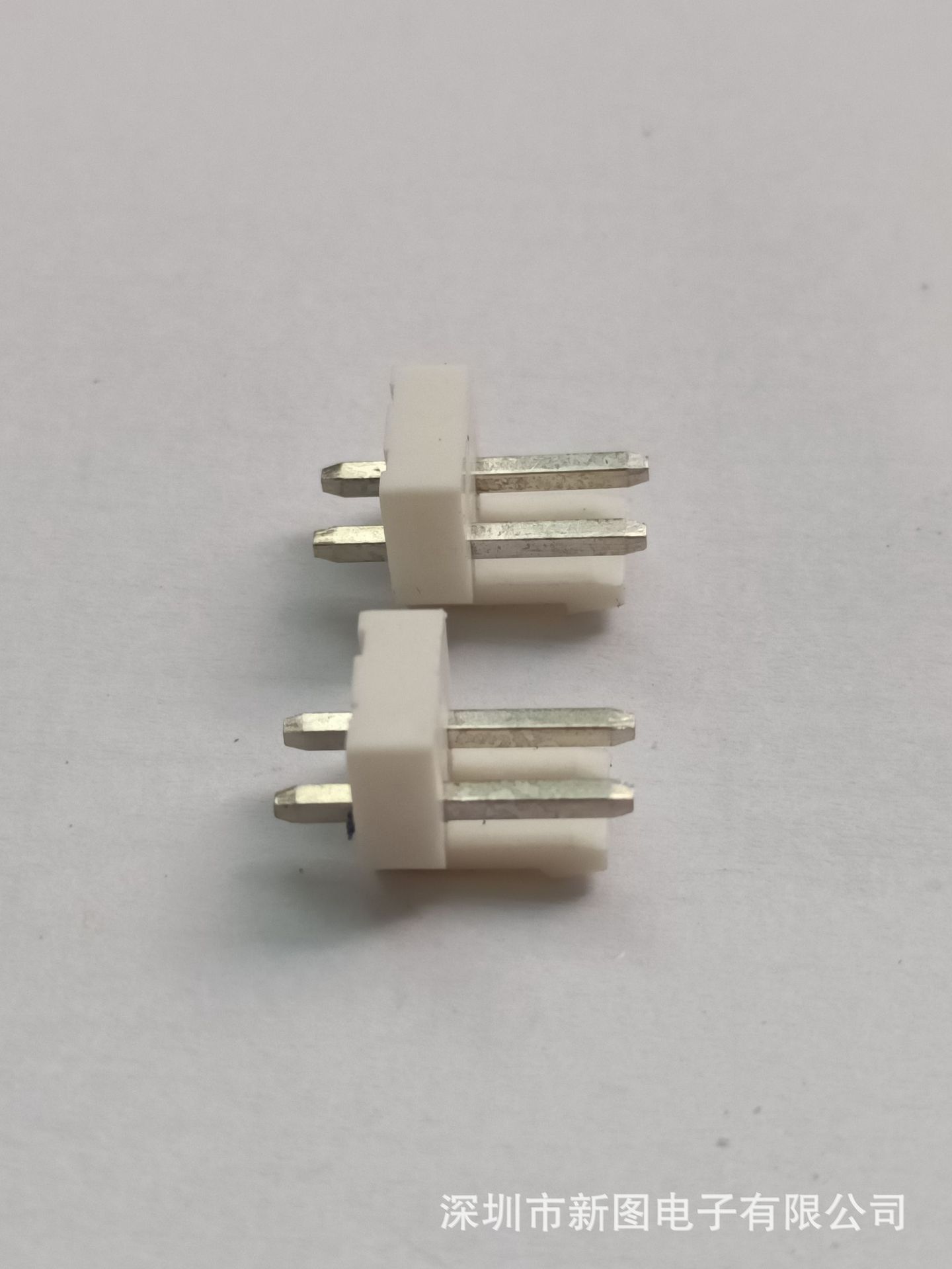 厂家直销二针插座间距4.0白色二针插座二针公插连接器插座