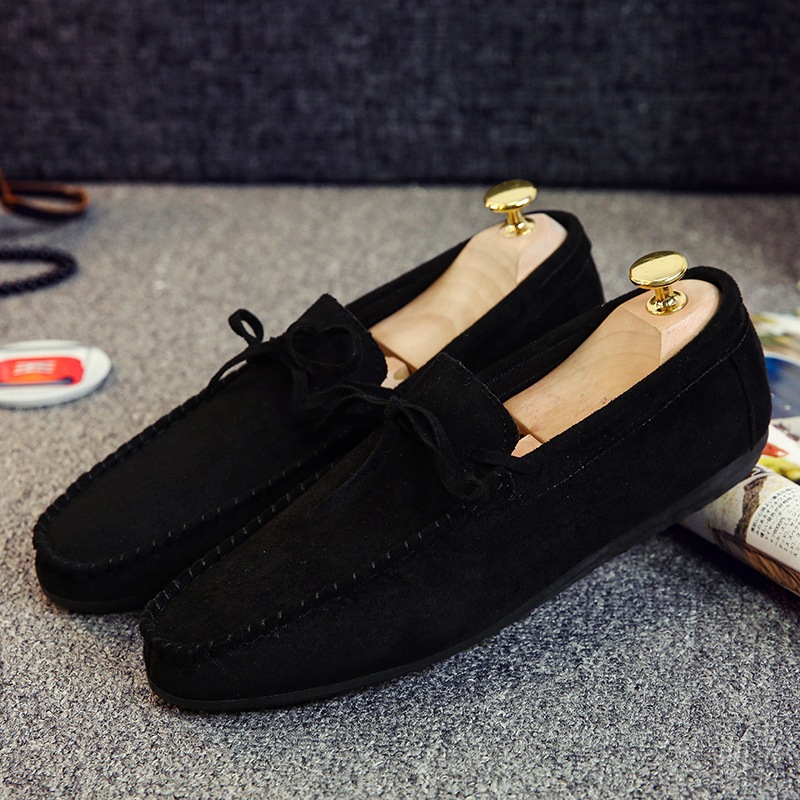 Zapatos Doudou para hombre verano 2025 nuevos zapatos de cuero esmerilado de terciopelo perezoso de un pie zapatos de moda de conducción de negocios para jóvenes