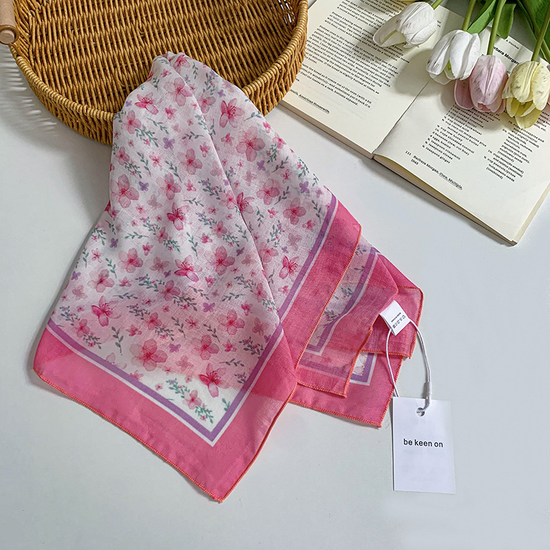 Pañuelo floral, estilo pastoral femenino de verano, nuevo estilo, bufanda fresca, bufanda de seda, bufanda cuadrada pequeña, bufanda de cuello de sentido avanzado