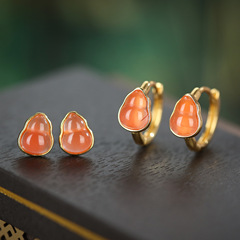 S925中国風軽奢多用途南紅瑪瑙イヤリング、金メッキのひょうたん型イヤリング、レトロな雰囲気の新中式イヤリング