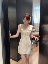 法式赫本风蕾丝花边背心连衣裙女2025夏季新款收腰显瘦A字短裙子