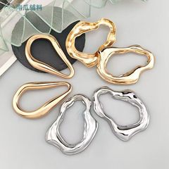 ヨーロッパとアメリカの水着装飾バックル、特殊形状合金バックル、衣料品アクセサリー、バッグ、靴バックル、チェーンアクセサリー、亜鉛チャームバックル、衣料品