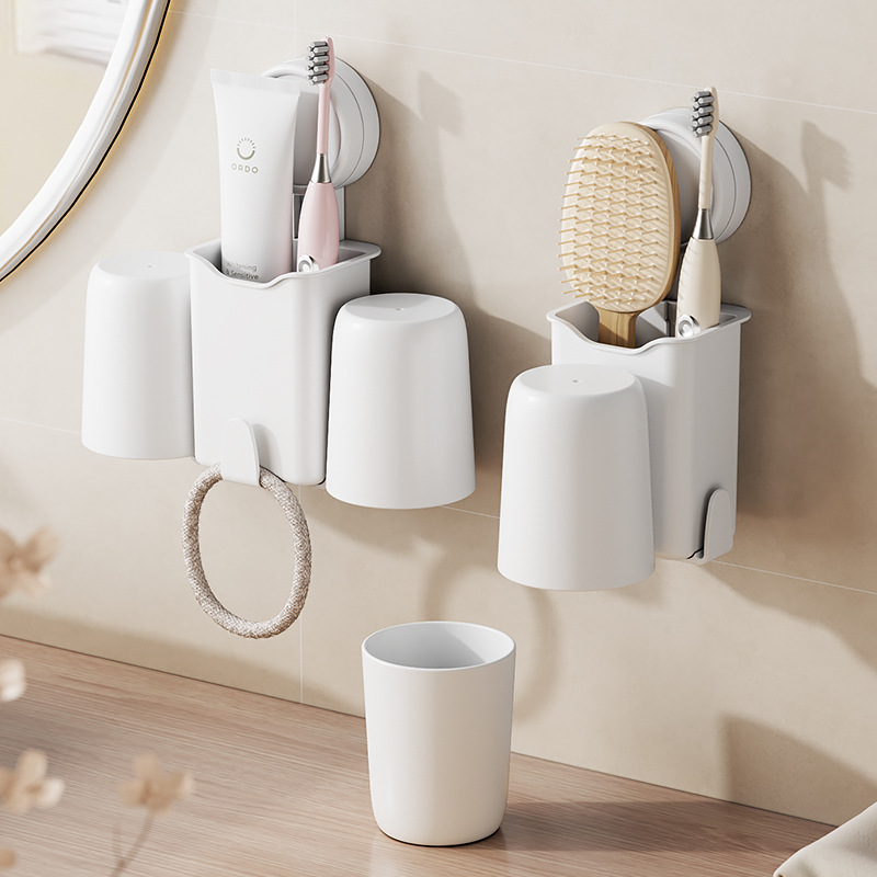 Japanese-Style Suction Cup Toothbrush Holder Home Wash Cup Couple Toothbrush Cup Plastic Toothbrush Cup Family of Three Mouthwash Cup