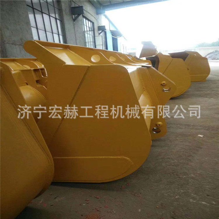 徐工LW500F 500KL装载机 铲斗 刀板 斗齿 摇臂 拉杆配件
