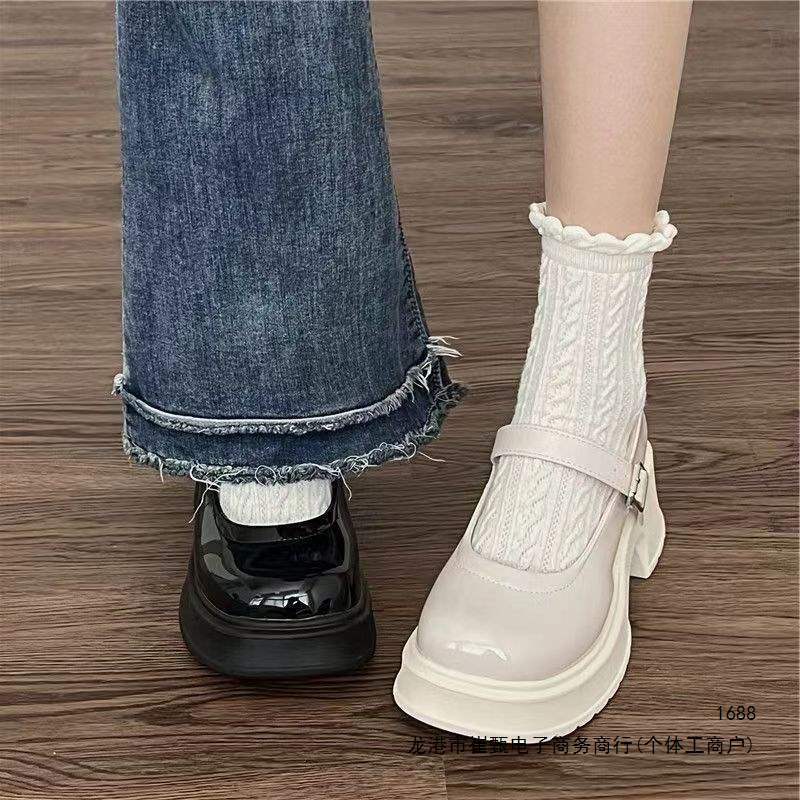 Japanese-style platform Mary Jane shoes, French-style white chunky high-heeled flats, perfect for petite women, height-enhancing, suitable for pairing with skirts, small leather shoes