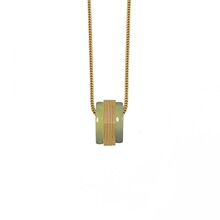 �Gӿϵ���췽�؈A������Ů��͸��÷�G���i���