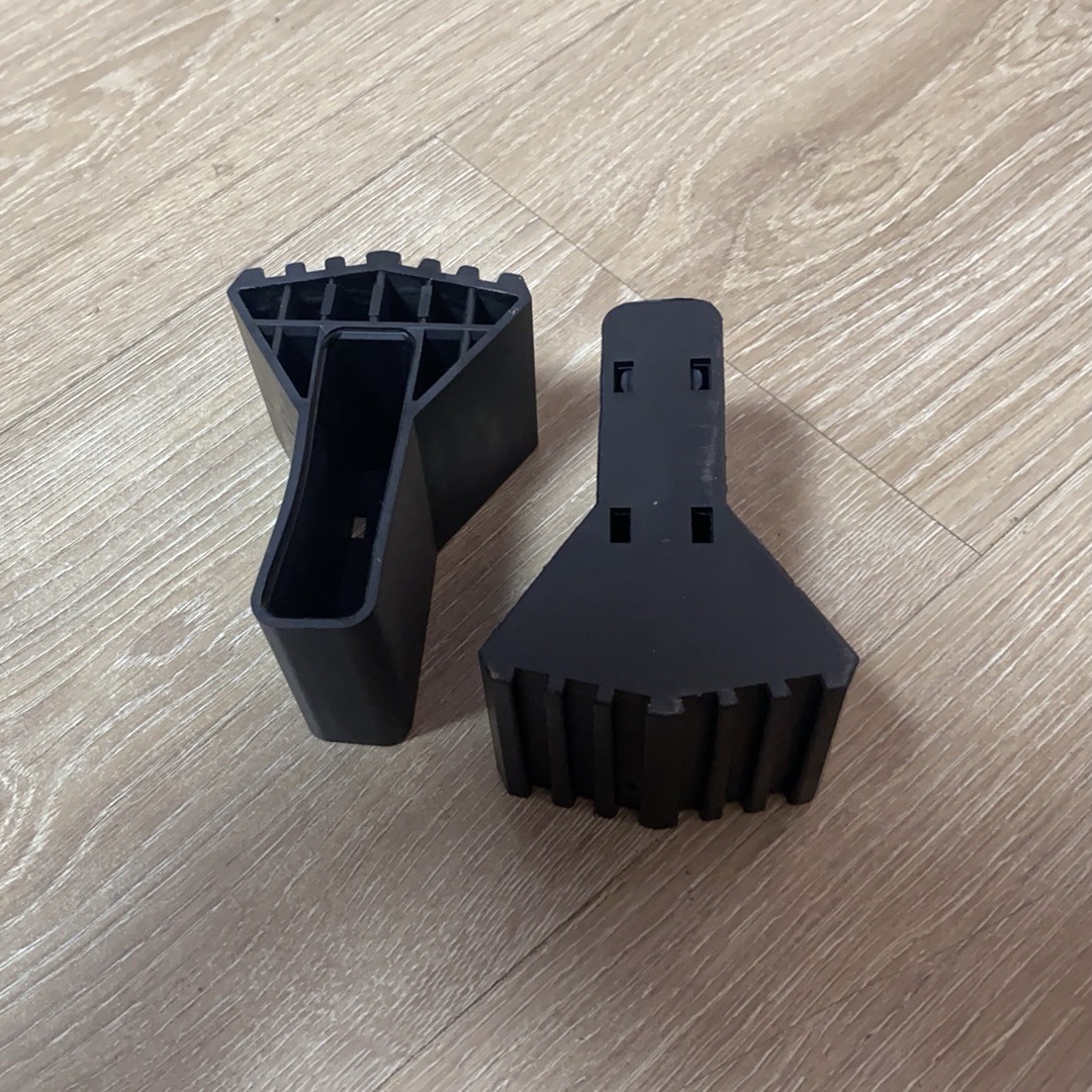 家用折叠人字梯子楼梯专用配件 多功能梯子脚套内径6.3X1.7防滑脚