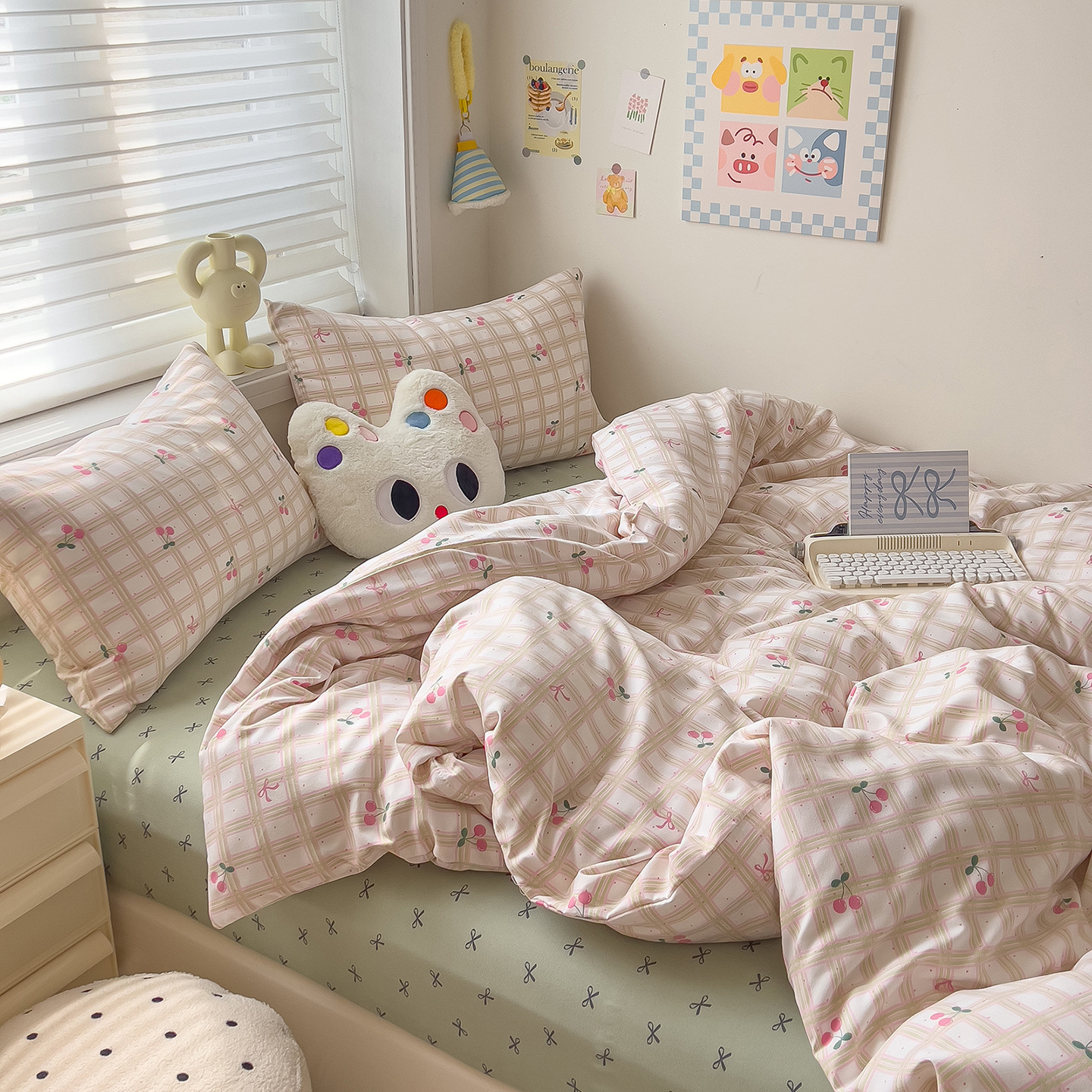 Madre y bebé clase A dormir desnudo algodón cuatro piezas cubierta sábanas de cama super suave cama dormitorio gaza tres piezas
