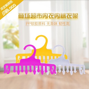 �����������μӺ�ͯ��ѝ�A�ӷ��b����µ�չʾ������Ů��ѝ�¼�