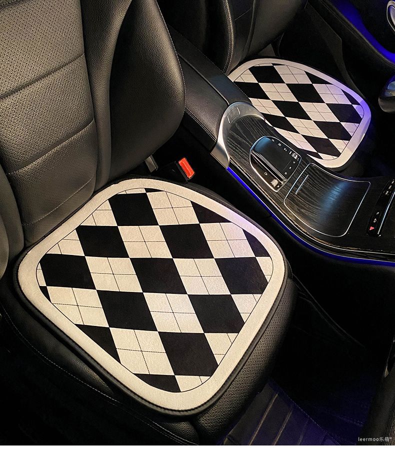 Retro Linen Car Seat Cushion, Summer Ventilated Silk Cotton Seat Cushion, Universal for All Seasons, Light Luxury and High-End Feel Seat Cover
