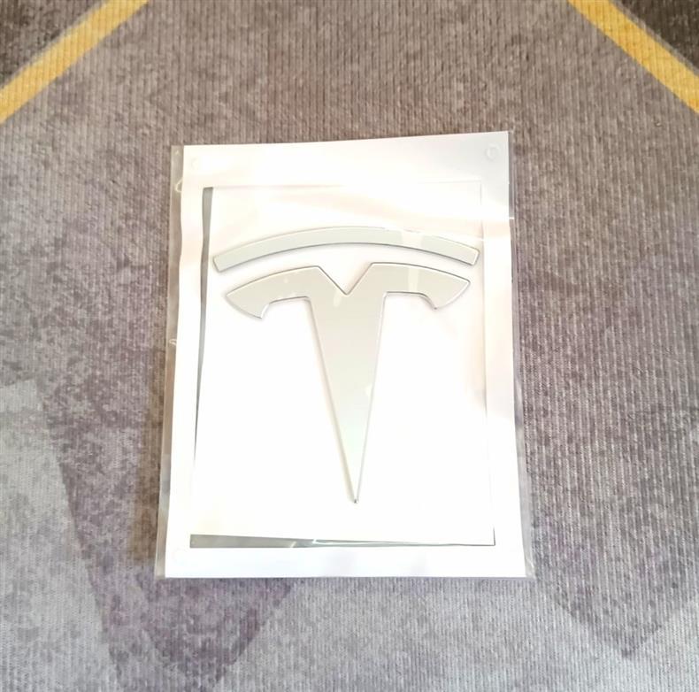 Tesla car emblem, suitable for Model 3 and Model Y, for front and rear car emblem modification, featuring English lettering