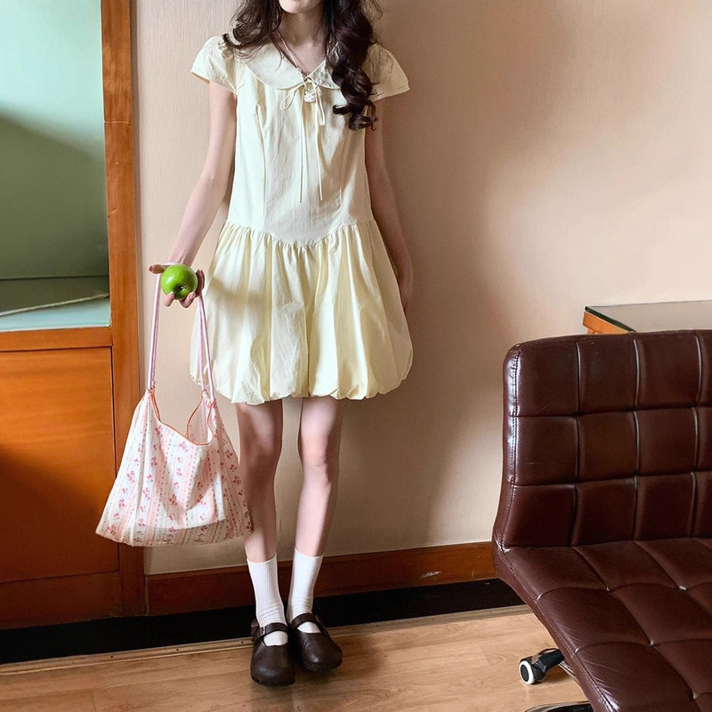 French-Style Sweet Doll Collar Tie-Up Flutter Sleeve Dress for Women, New Summer Youthful and Age-Reducing Floral Short Dress French-Style Sweet Doll Collar Tie-Up Flutter Sleeve Dress for Women, New Summer Youthful and Age-Reducing Floral Short Dress