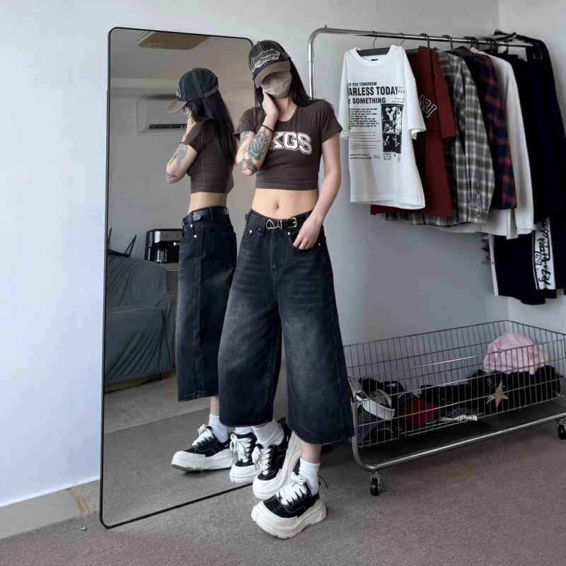 American-Style Black Denim Cropped Pants for Women, New Summer Style, Loose-Fitting Mid-Length Pants, Straight-Leg Pants, Plus-Size Shorts American-Style Black Denim Cropped Pants for Women, New Summer Style, Loose-Fitting Mid-Length Pants, Straight-Leg Pants, Plus-Size Shorts