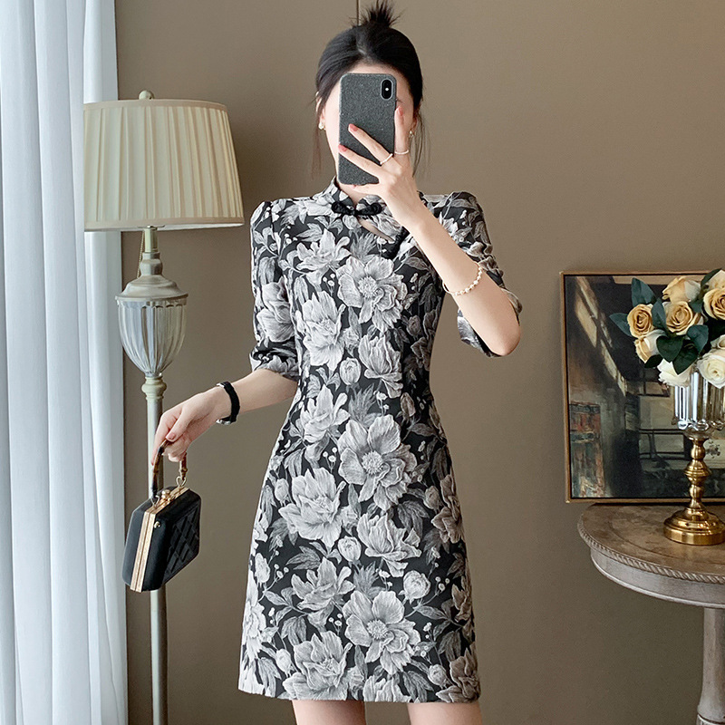 Autumn New National Style Women's dress Small High-end Sense New Chinese Elegant Tight Waist Slimming Cheongsam Short Skirt Autumn New National Style Women's dress Small High-end Sense New Chinese Elegant Tight Waist Slimming Cheongsam Short Skirt