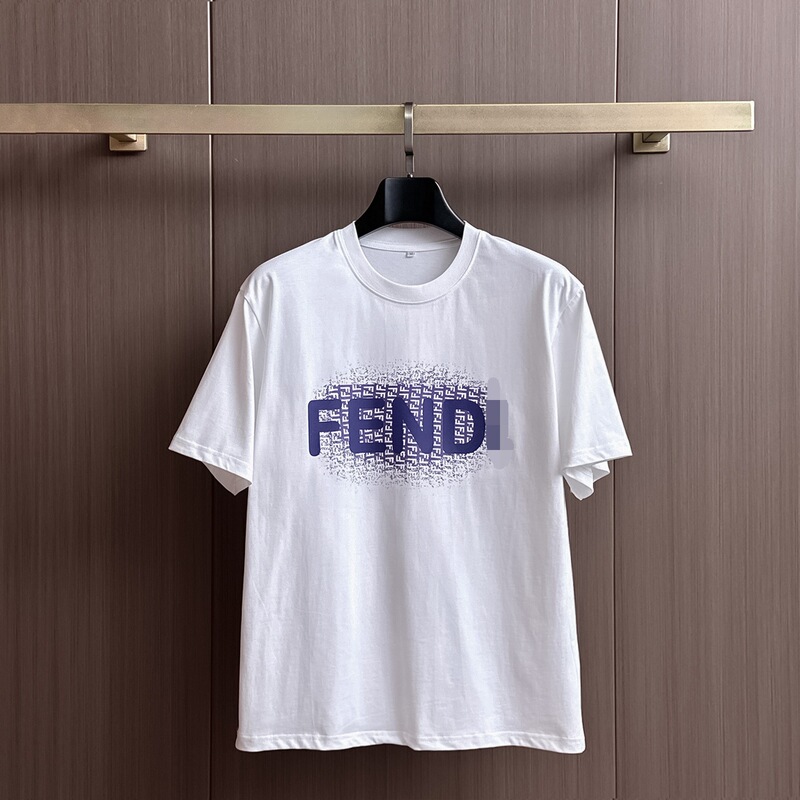 Celebrity-style American graphic men's short-sleeve T-shirt, 2026 minimalist design, pure cotton printed T-shirt, same style as found in high-end department stores