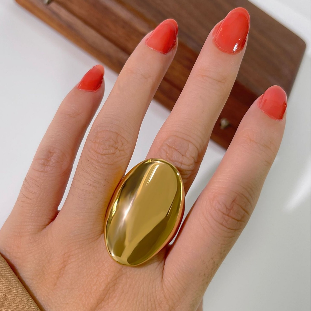 新款夸张金属冷淡风钛钢椭圆形光面高质感18K金防水女士个性戒指