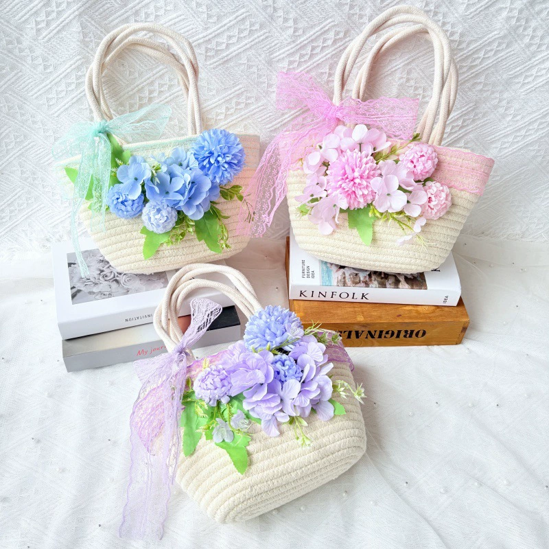 Сумка имитация цветочного материала ручной работы