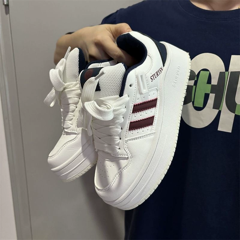 Корейская версия толстого дна увеличивает тренд повседневная уличная обувь для женщин 2024 новый гонконгский стиль ретро дикие кроссовки