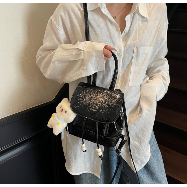 Stylish and sweet casual mini shopping and travel backpack 2025 New style, trendy and versatile solid color hand-held backpack undefined