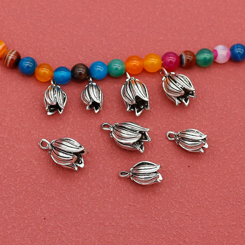 Vintage Ancient Silver Tulip Pendant Pendant Handmade Earrings Pendant Necklace Xizang Silver Pendant DIY Jewelry Accessories