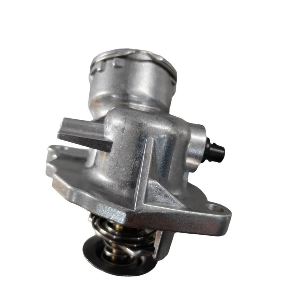 A2722000515 A2732000215 is suitable for the Mercedes-Benz M272 engine thermostat