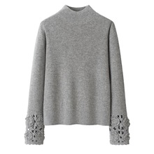 鄂尔多斯市源头工厂镂空山羊绒半高领手工勾花加厚舒适羊绒毛衣女
