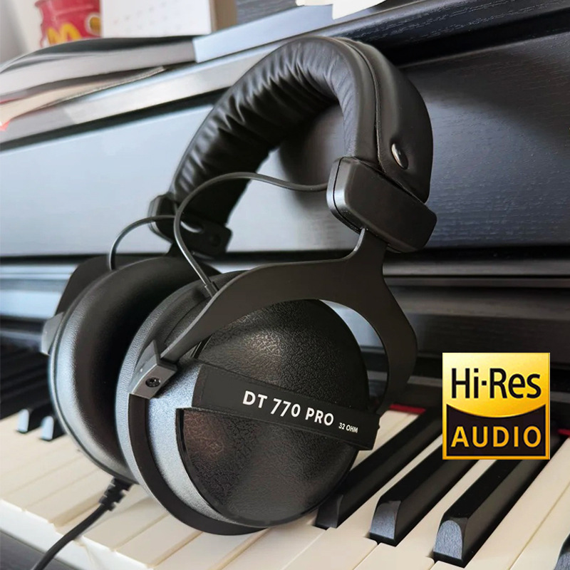 Dt770 Pro Open-Back Headphones 80/250 Ohm Ultra-Wideband Professional Studio Monitoring Headphones Cross-Border Dt770 Pro Open-Back Headphones 80/250 Ohm Ultra-Wideband Professional Studio Monitoring Headphones Cross-Border