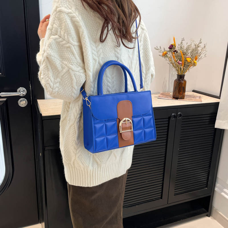 2024 nueva moda europea y americana ventas en caliente, estilo retro simple y casual, tendencia de un solo hombro, temperamento de nicho simple