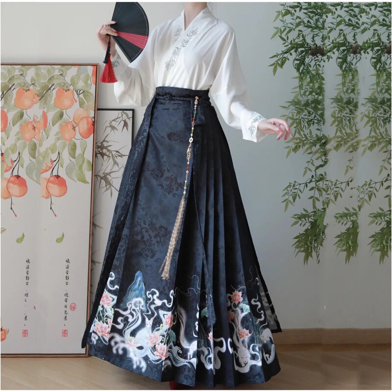 New Ming-style hanfu Women's Chinese-style aircraft-sleeve maxi dress suit daily ancient style embroidered maxi Hanfu wholesale