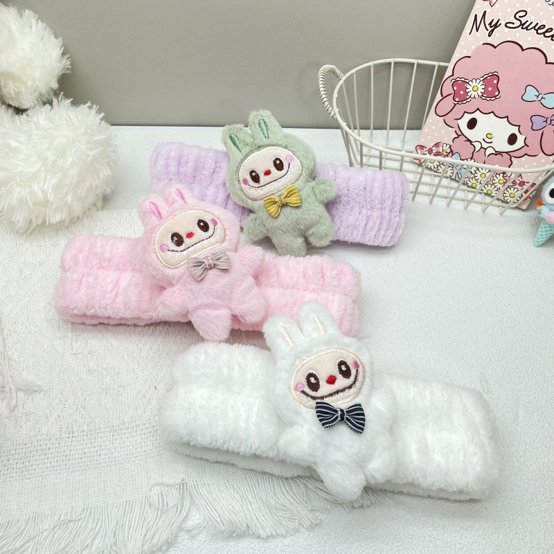 新商品のかわいい布のぬいぐるみのlabubuの醜い人形のぬいぐるみの髪は顔を洗って変な髪を束ねます。|undefined