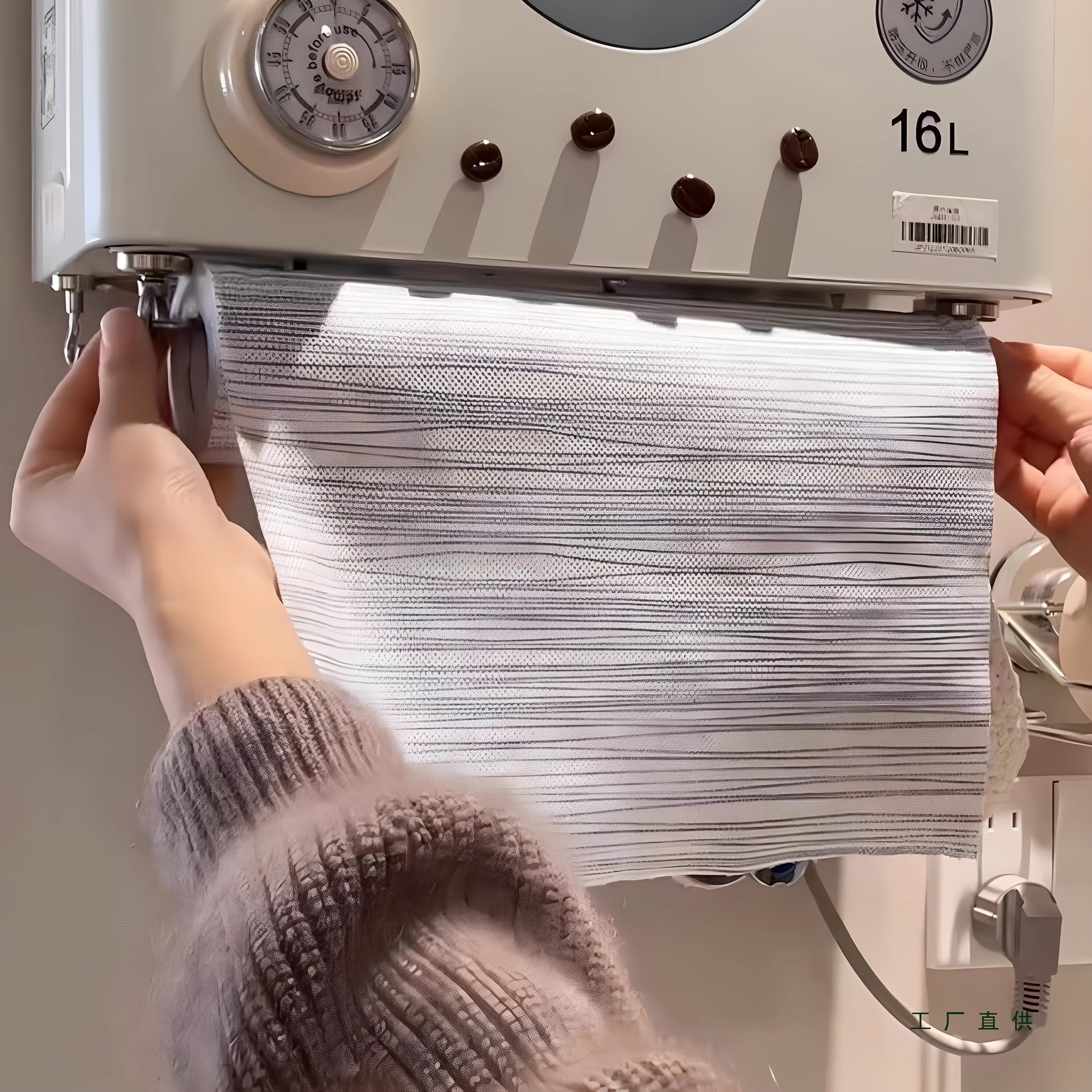 热水器管道遮丑不锈钢磁吸纸巾架厨房卫生间卷纸创意收纳挂杆