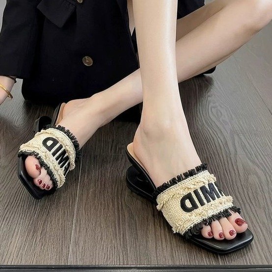 Zapatillas de letras de encaje de nicho francés para mujeres de verano 2026 nuevas zapatillas de alto nivel con pendiente de dedo abierto image 6