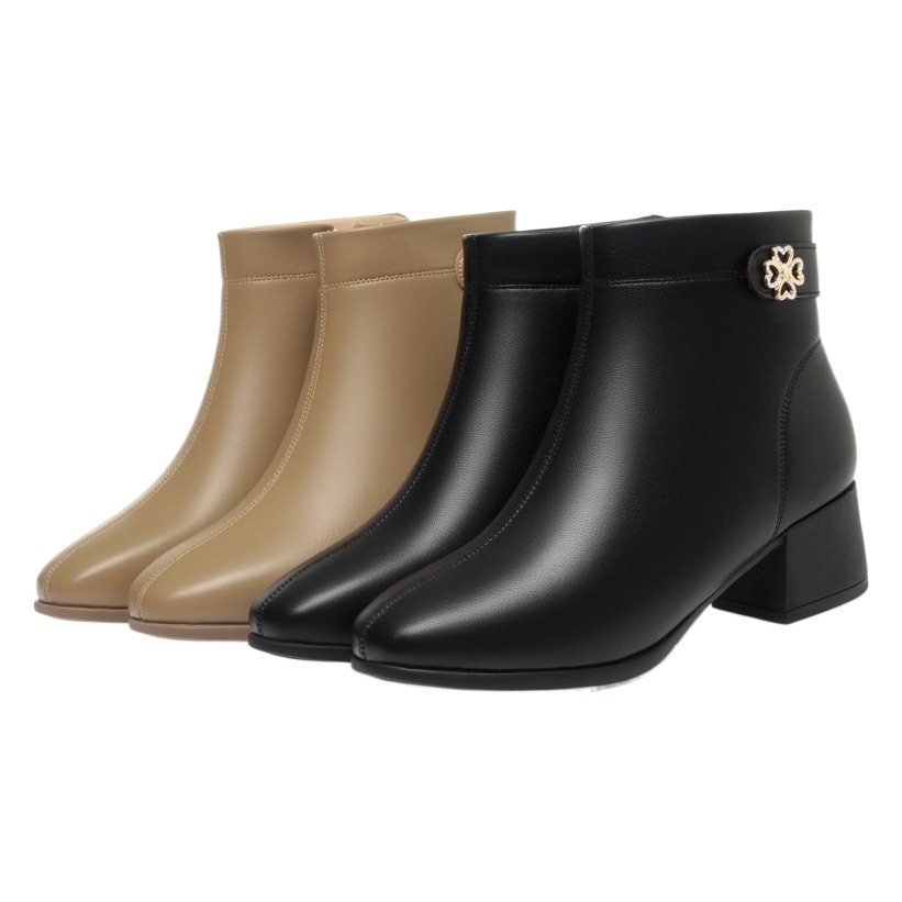 Venta al por mayor zapatos de madre zapatos de algodón acolchado de cuero suave de las mujeres de fondo suave botas cortas transfronterizas nuevos zapatos de cuero forrados de lana zapatos de mujer de invierno