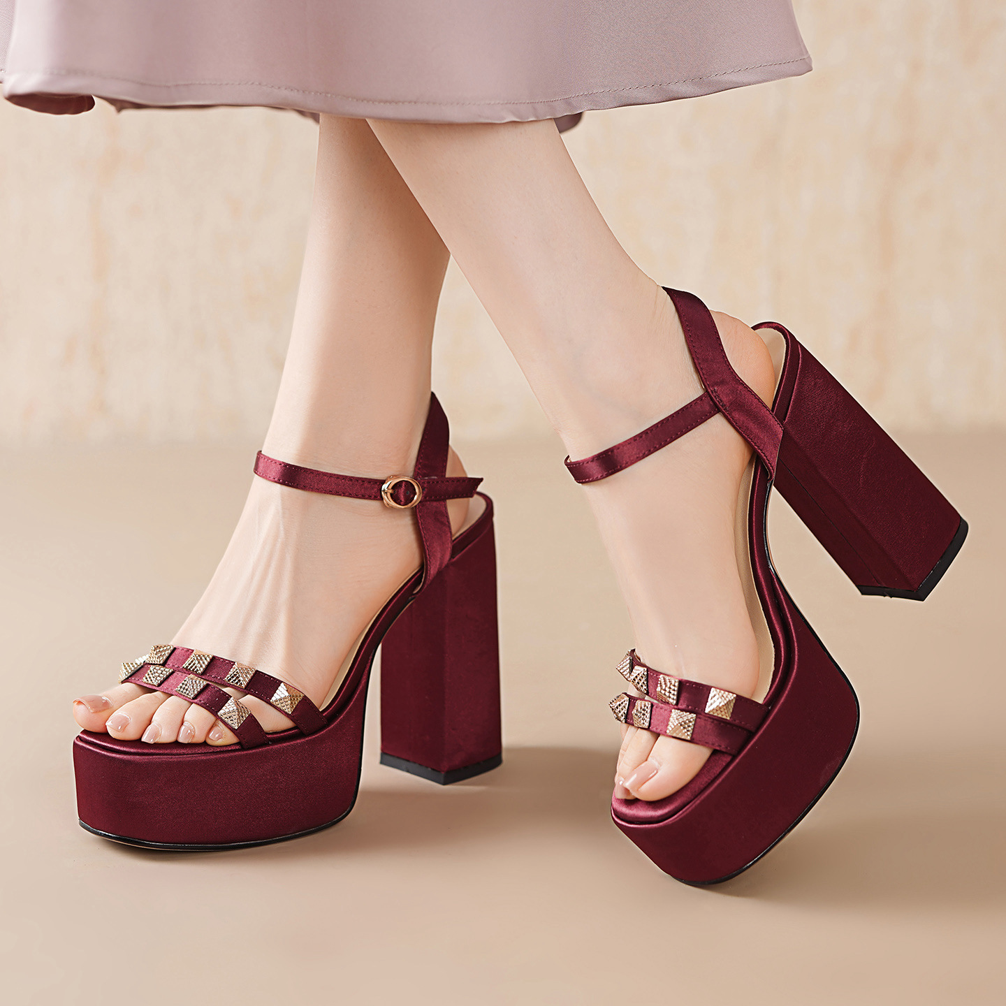 Sandal cao gót nữ hở mũi quai ngang khóa gót 12 cm đế dày — đen