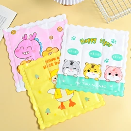 收纳盒;衣钩/挂钩;美发梳