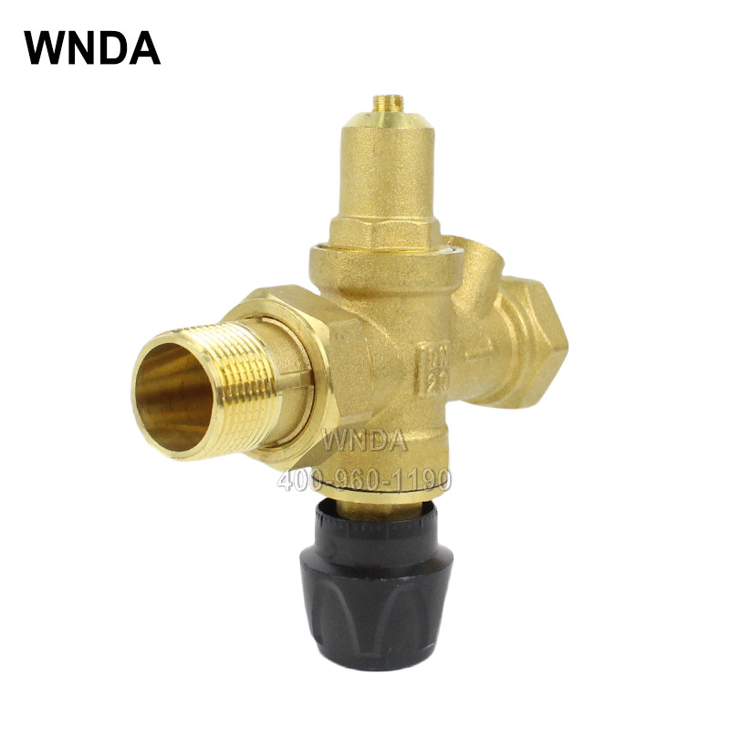 ����ֹ��һ��̫���ܹ�¯���͹�����յ���ͭ�Զ���ˮ����ѹ��ˮ��