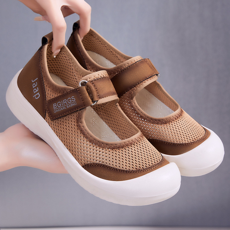 Zapatos de mujer todo-fósforo verano nuevo estilo cómodo zapatos perezosos zapatos casuales transpirables transfronterizos cómodos zapatos de tela de mujer con velcro