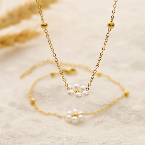 Xiaoxiangfeng Flower Pearl Titanium Steel Necklace Bracelet Set Niche Design High-end Necklace Bracelet Jewelry Wholesale