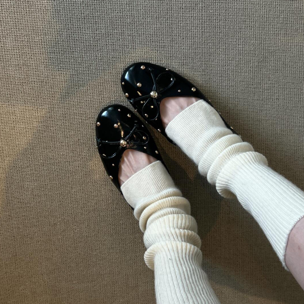 검은색
