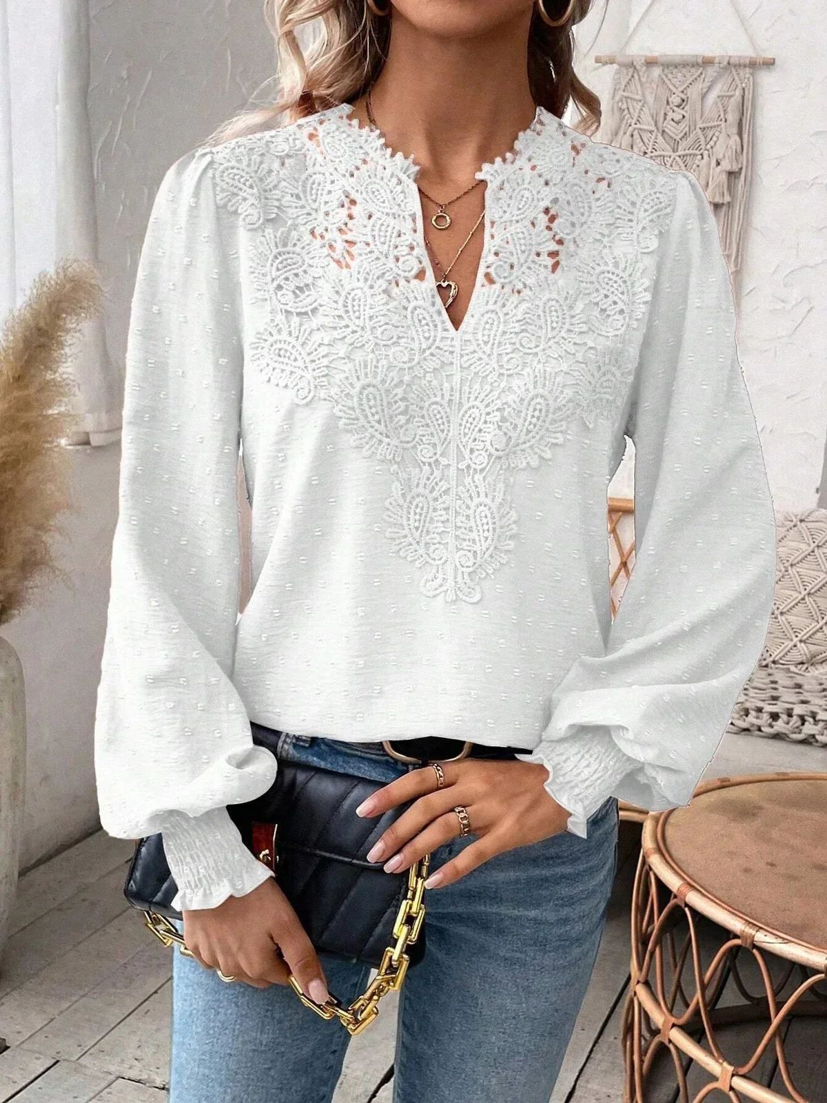 Women's New V-neck Lace Patchwork Long Sleeved Casual Shirt Women's Top_voghion.com