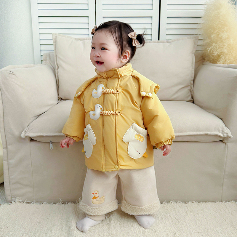2025新款儿童防风外套加厚宝宝秋冬面包服连帽洋气保暖婴幼儿衣服