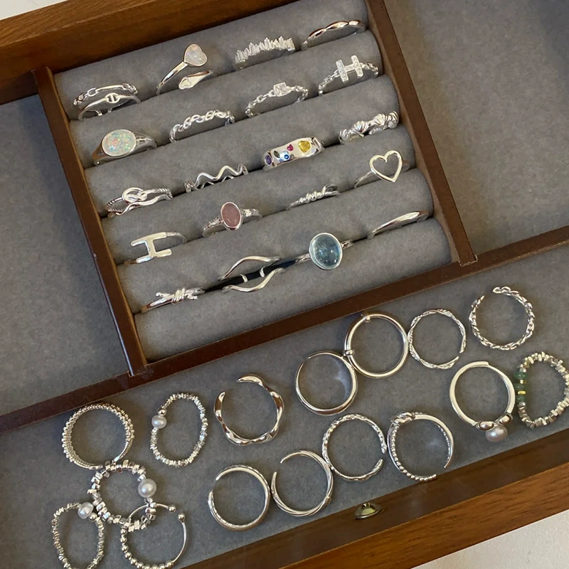 Minimalistic adjustable universal ring, on index finger, high-quality style, light luxury style