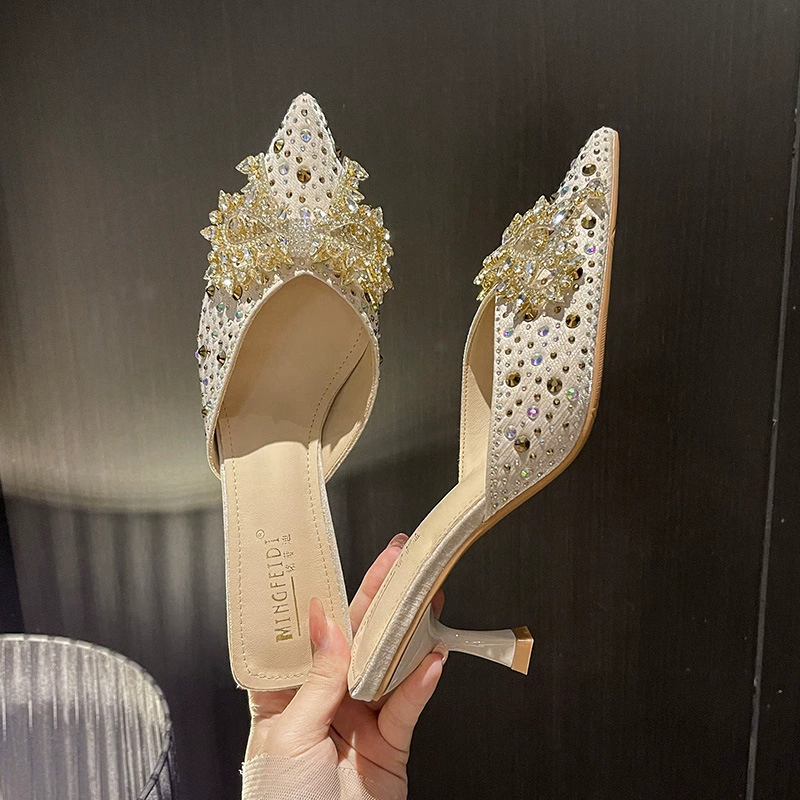 2025 стразы банты на высоком каблуке холодные тапочки женская летняя мода остроконечная головка, тапочка на тонких каблуках