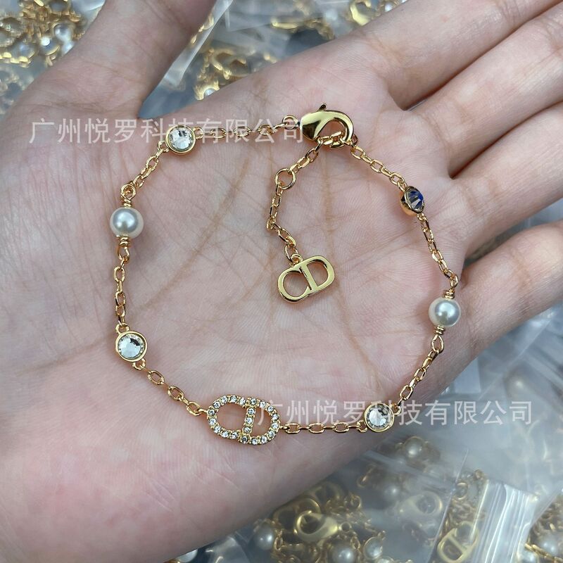 Real Shot of D-Brand High-Quality Full Diamond Cd Pearl Rhinestone Bracelet for Women, Versatile Sweet Bracelet, Factory Direct Sale