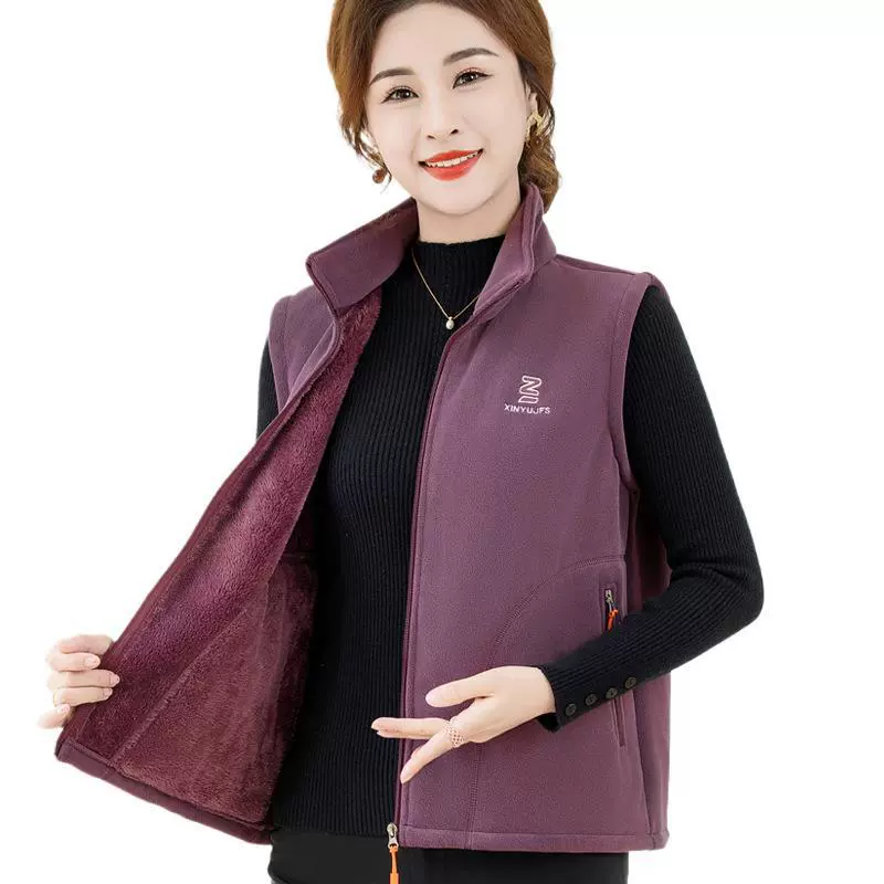 Мама средних лет одеваются осенью и зимой с плюшевым плюшевым жилетом женский средний и пожилой женский кардиган свободная теплая куртка жилет