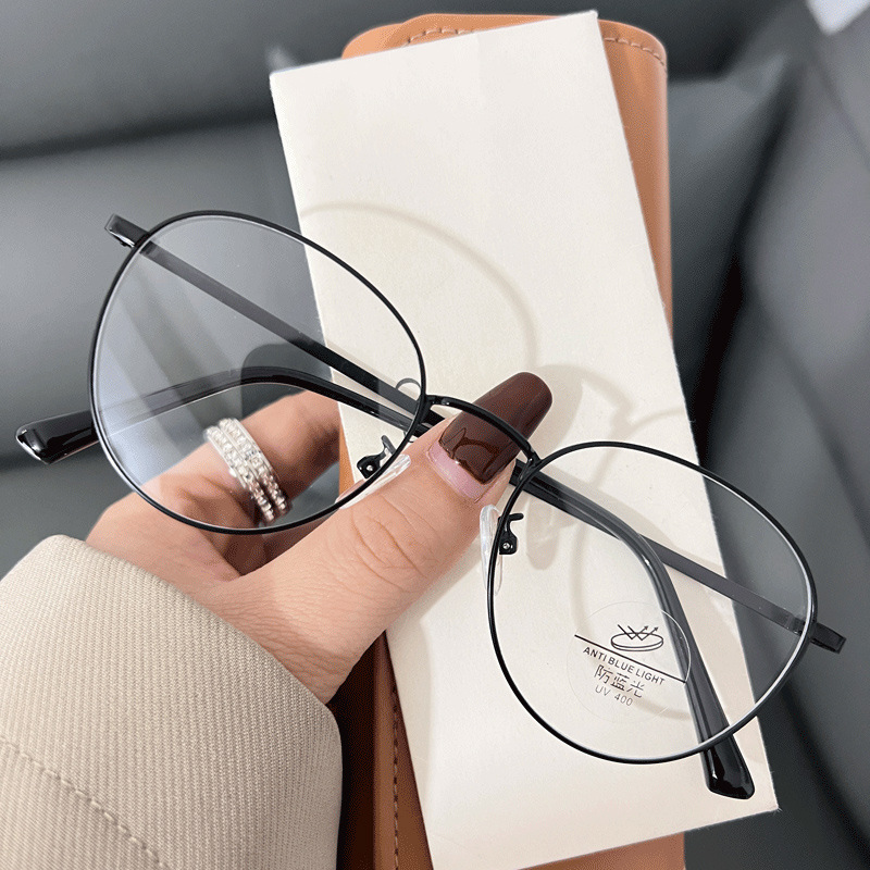 Versatile Minimalist Oval Small Frame Thin-rimmed Metal Glasses, Trendy And Elegant Eyeglass Frame, Blue Light Blocking Prescription Glasses_voghion.com