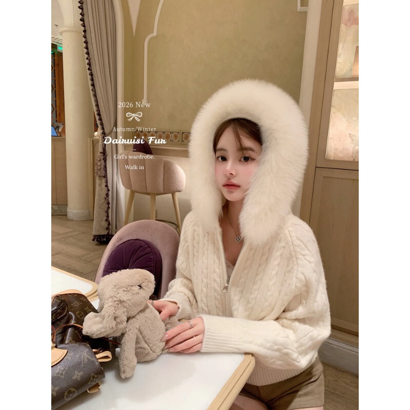 Oxygen Korean Style New Fox Fur Hooded Soft Knit Cable Sweater Young Women's Outerwear Oxygen Korean Style New Fox Fur Hooded Soft Knit Cable Sweater Young Women's Outerwear